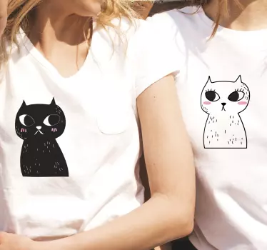 Matchande katter som matchar skjortor för par - Tenstickers