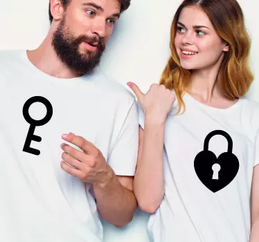 Nyckel- och hjärtmatchande skjortor för par - Tenstickers