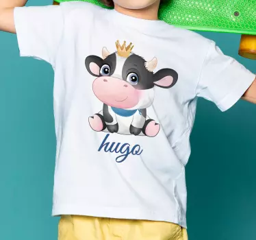 Söt ko för pojke med namn baby t-shirt - Tenstickers
