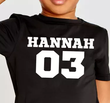 T-shirt med namn anpassad siffra - Tenstickers