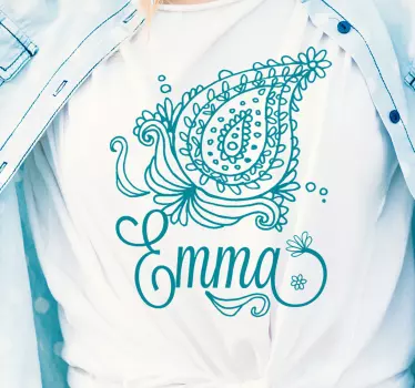 T-shirt med namn elegant blommig namndesign - Tenstickers