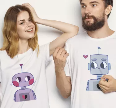 Två söta robotar förälskade matchande skjortor för par - Tenstickers