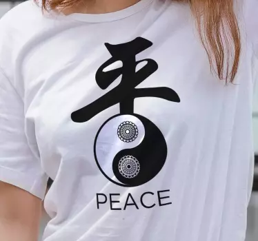 Yin yang fredsymbol t-shirt - Tenstickers