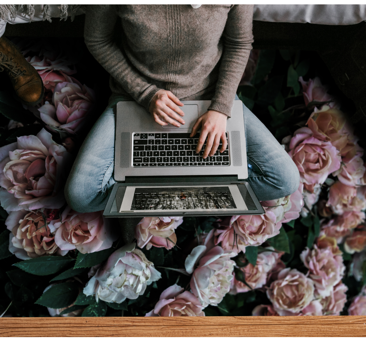 Multi rosa och vita rosor natur vinyl matta - Tenstickers