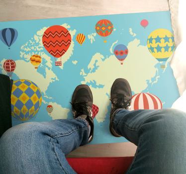 Färgglada luftballonger Vinylmatta Världskarta - Tenstickers