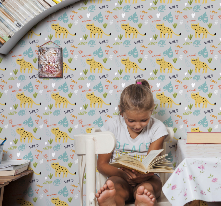 Abstrakt med leopeards i grå tapet - Tenstickers