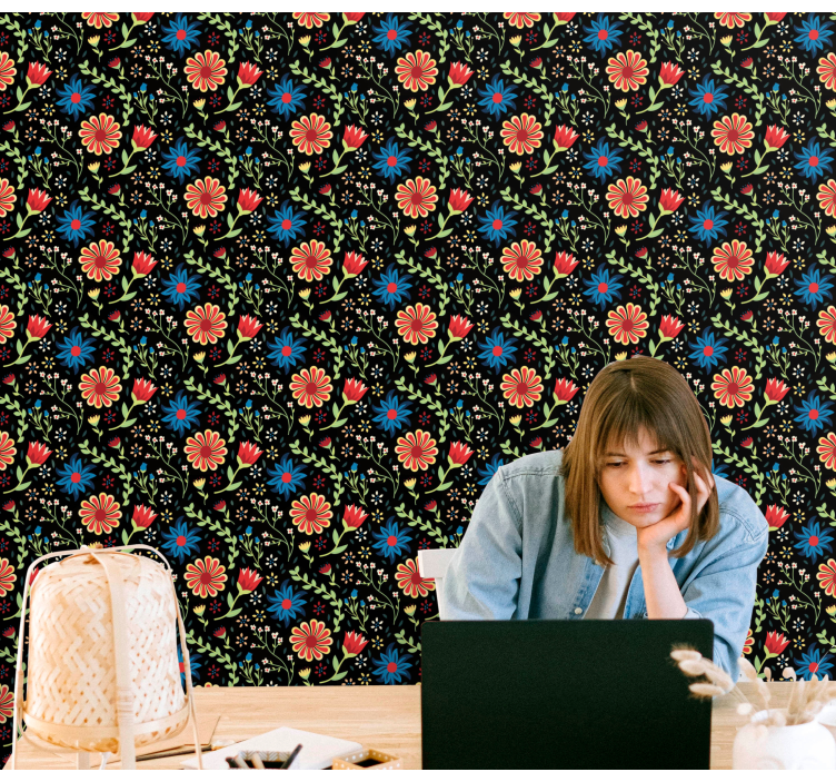 Blommönstrad accent Tapet blommor - Tenstickers